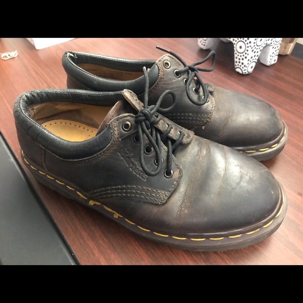 Vintage Brown Doc Marten Oxfords (us 6, uk 4)